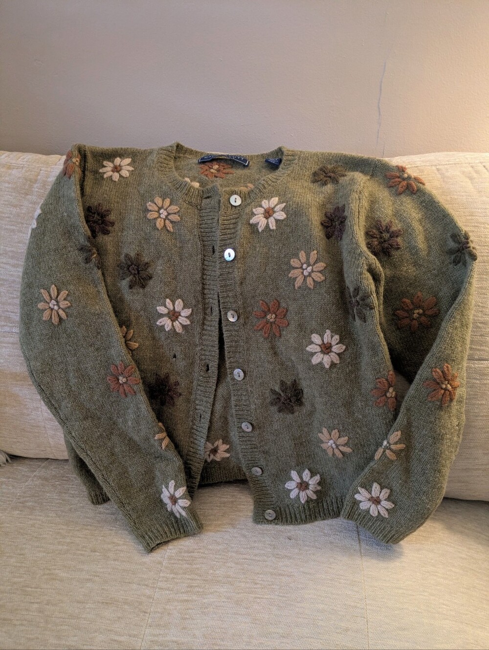 Rare! Vintage Wool Karen Scott Flower Cardigan Sweater Size Small Petite